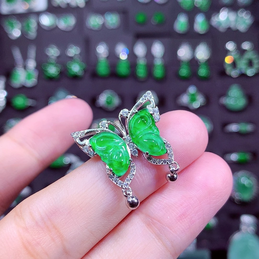 颈饰未镶嵌翡翠天然