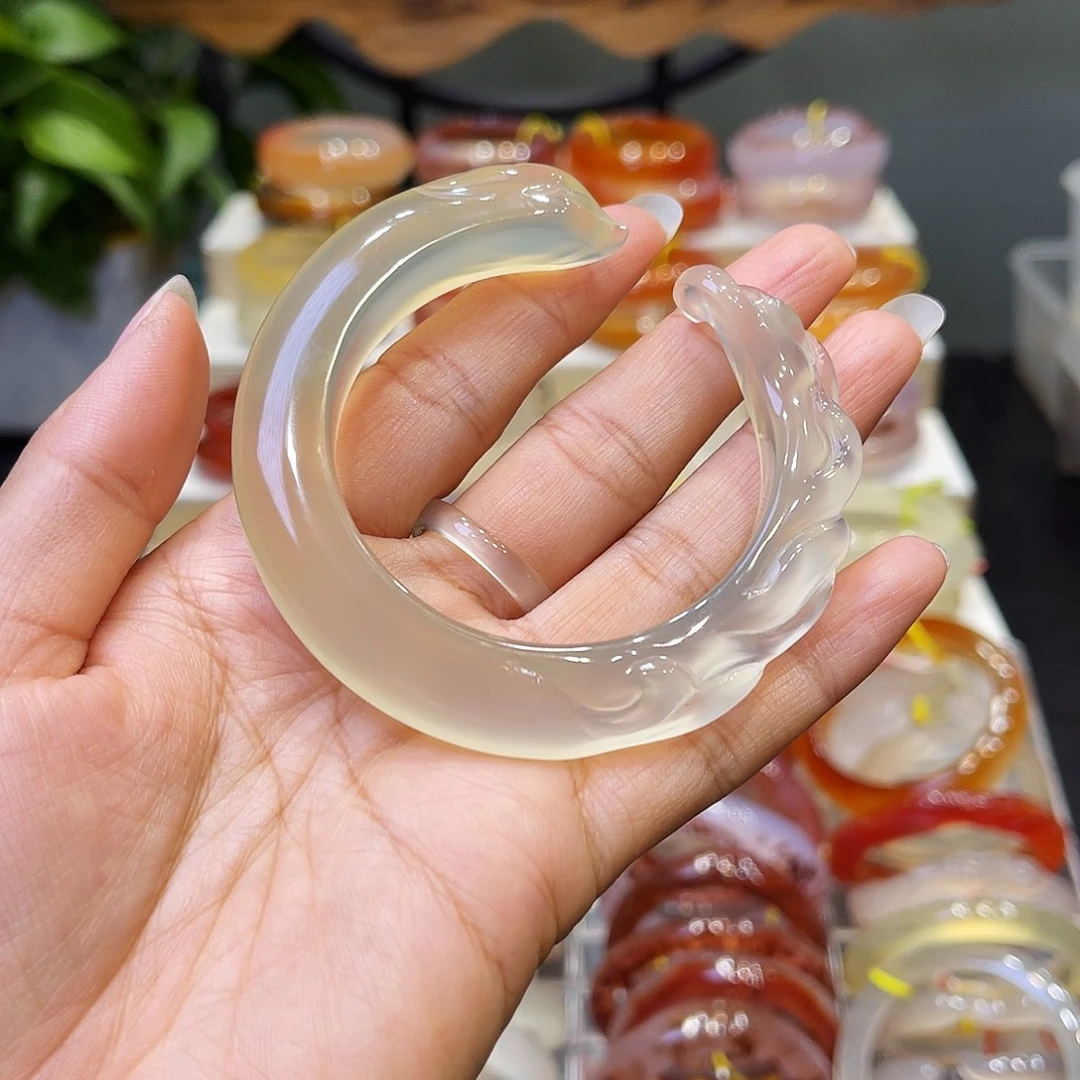 玛瑙/玉髓未镶嵌手镯