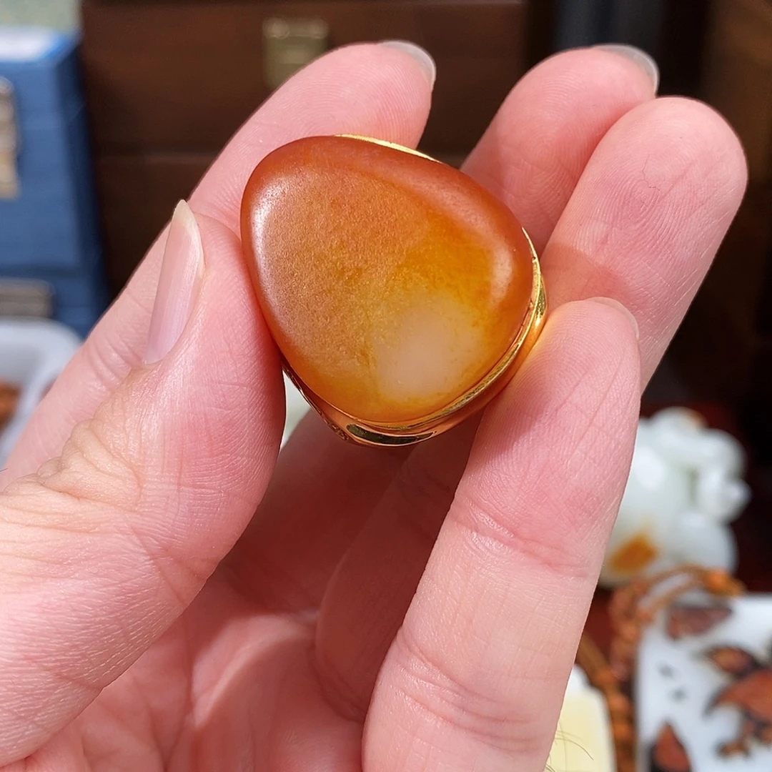 颈饰合金和田玉6666666666