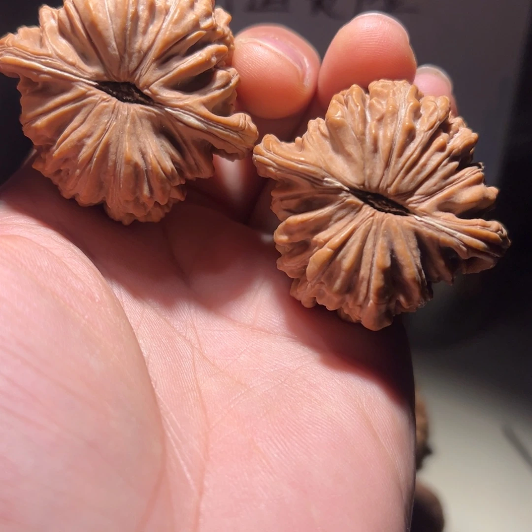 文玩核桃把件47尺全品平谷四座楼