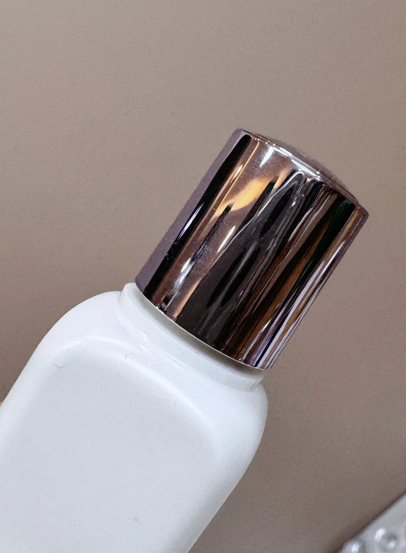 肌光~精华~修护滋润保湿提嫩肤精华油