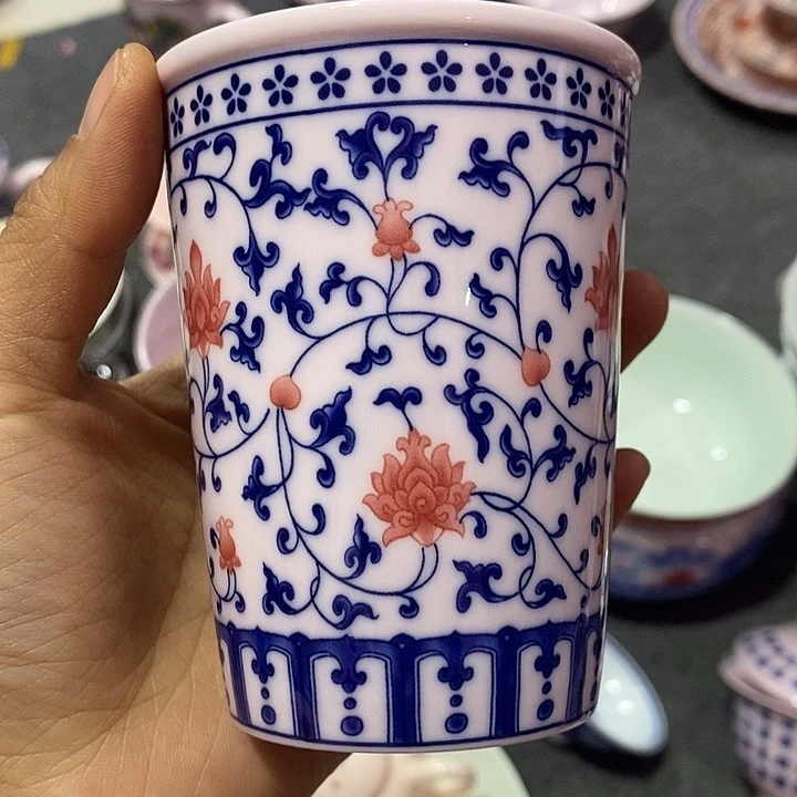 摆件陶红稀土青花釉里红缠枝莲可乐杯