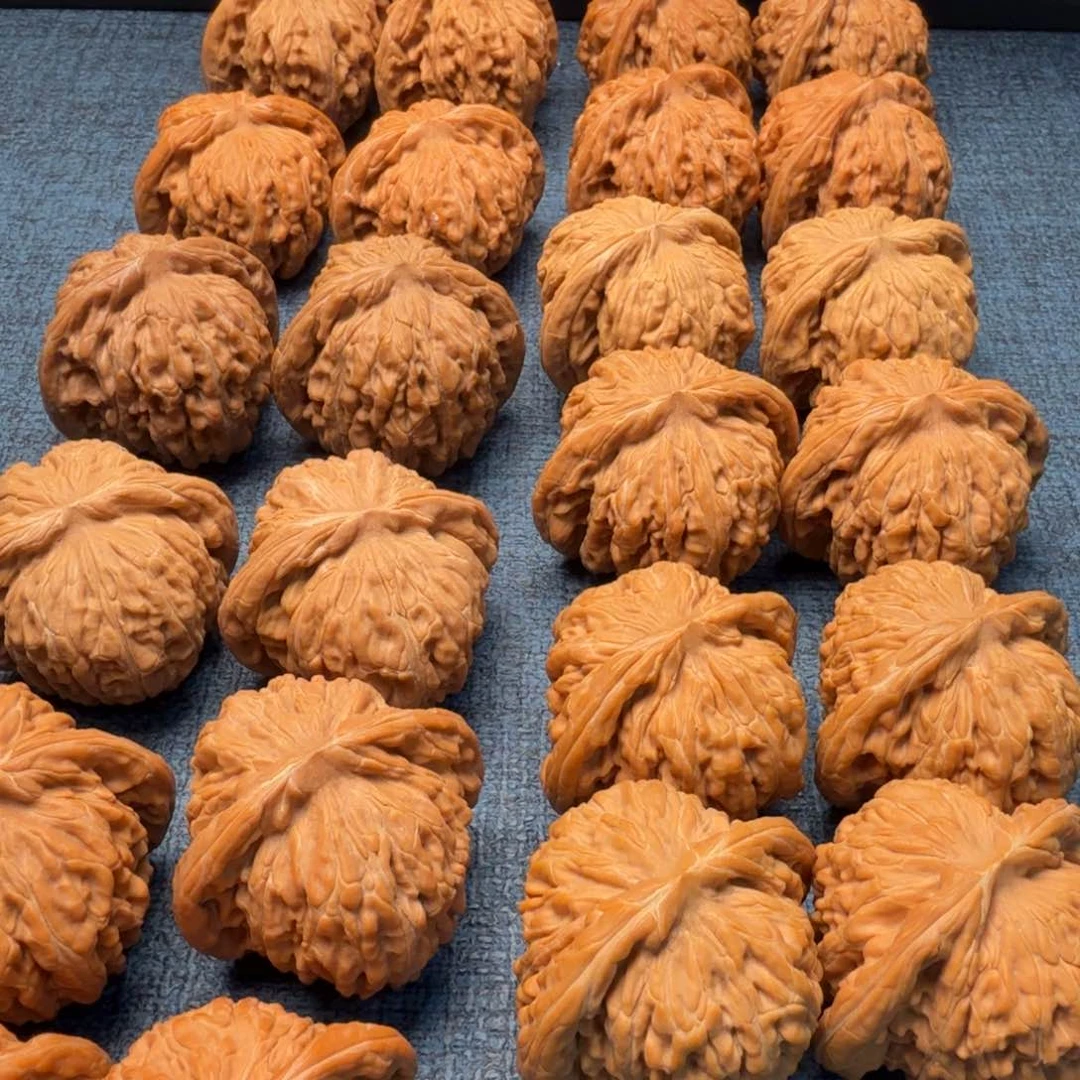 猴头核桃把件汗高楼38尺寸