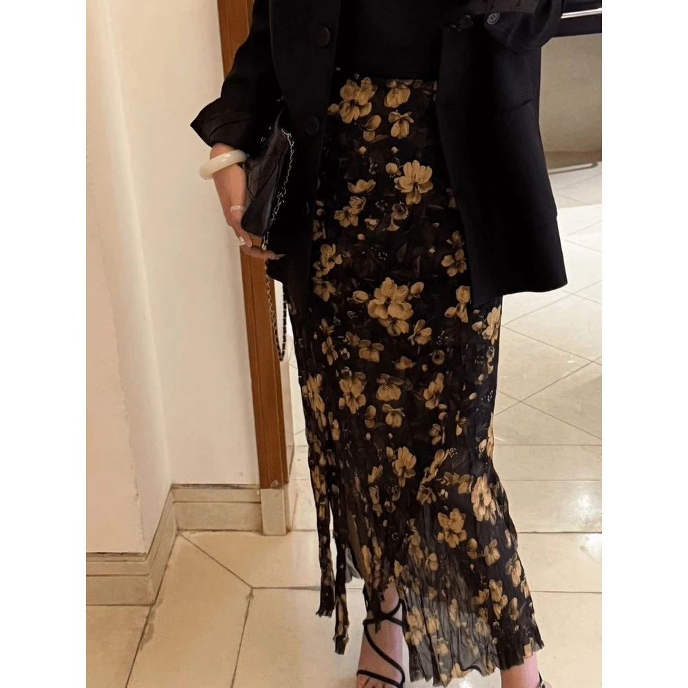 法式玫瑰印花碎花包臀半身裙女2025春季新款高腰修身显瘦开叉长裙