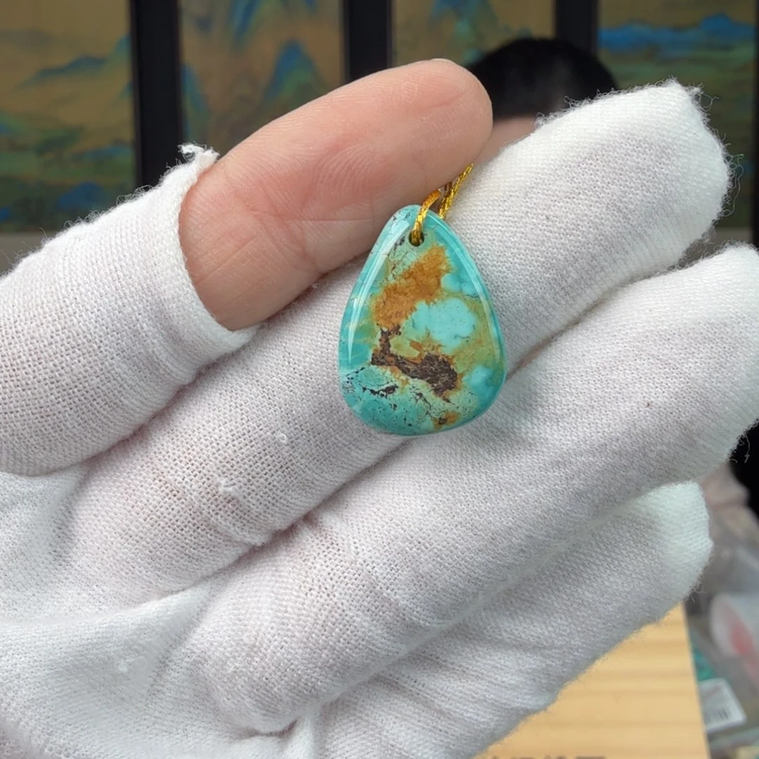 绿松石未镶嵌珠宝奇石