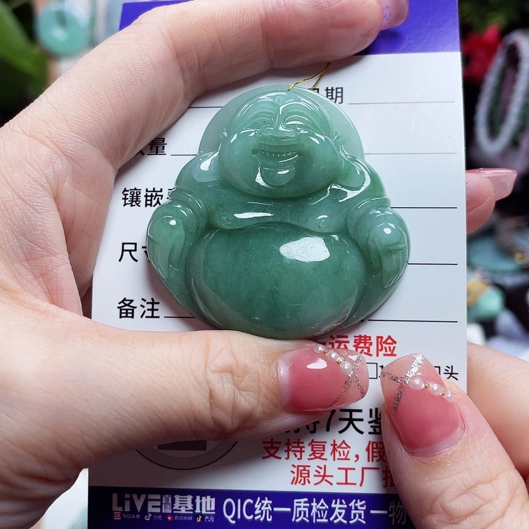 翡翠未镶嵌颈饰佛公07