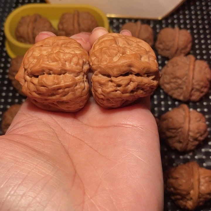 八***立文玩核桃把件蛙王全品