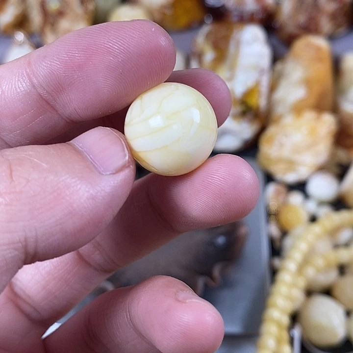 裸石琥珀未镶嵌我