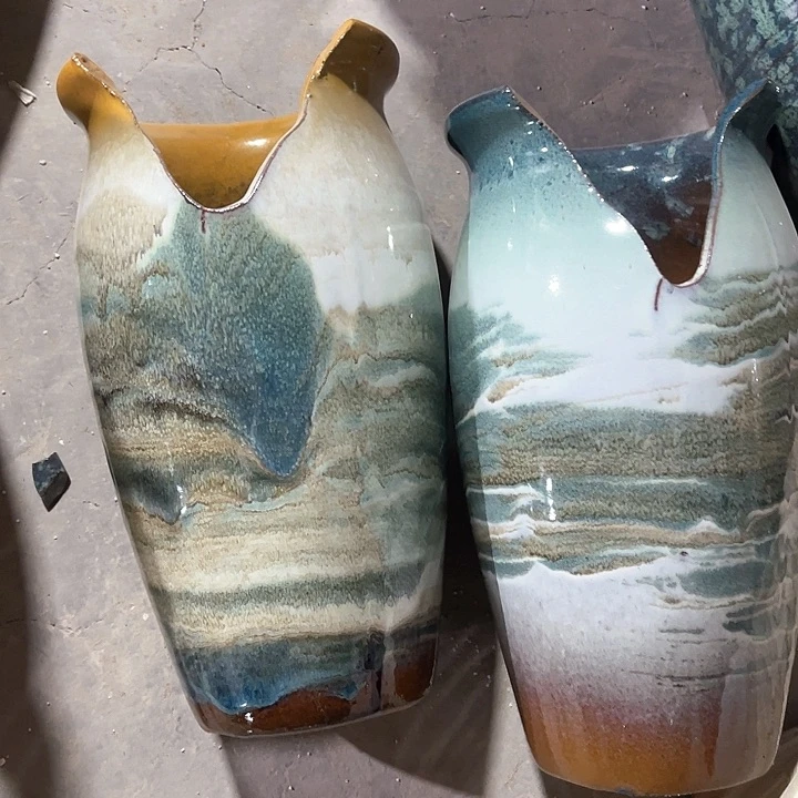 红陶口径14高度26两只小瑕疵