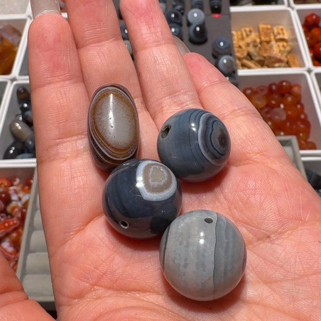 玛瑙/玉髓未镶嵌珠宝半成品