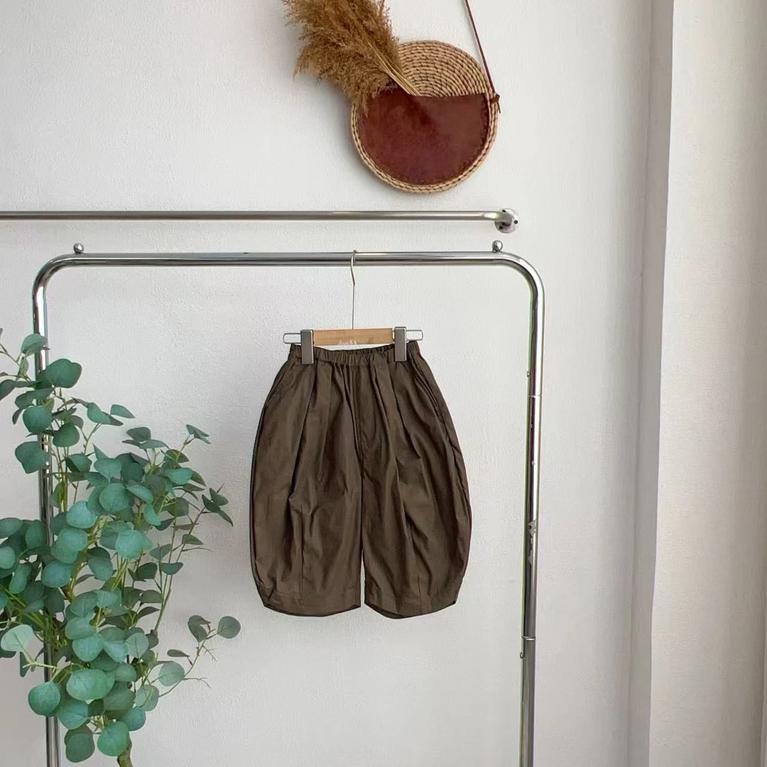 6350而军绿色裤子