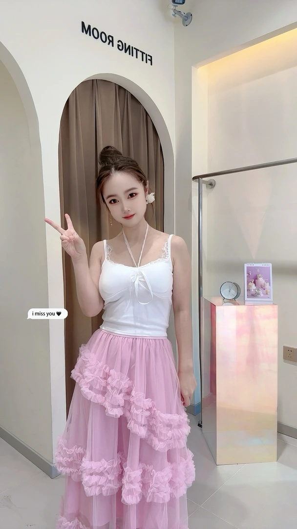 大观欧货简约挂脖背心通勤高腰仙女性感短款气质甜美蕾丝显瘦时尚