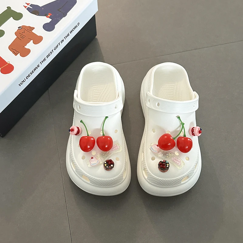 时尚百搭休闲厚底增高洞洞鞋女2025夏季新款卡通樱桃防滑镂空凉鞋