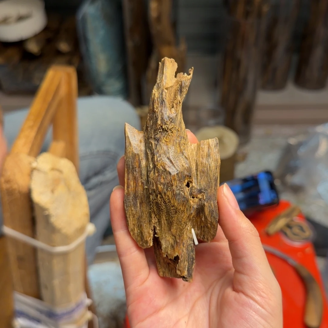 沉香碎屑沉香白棋块料21克