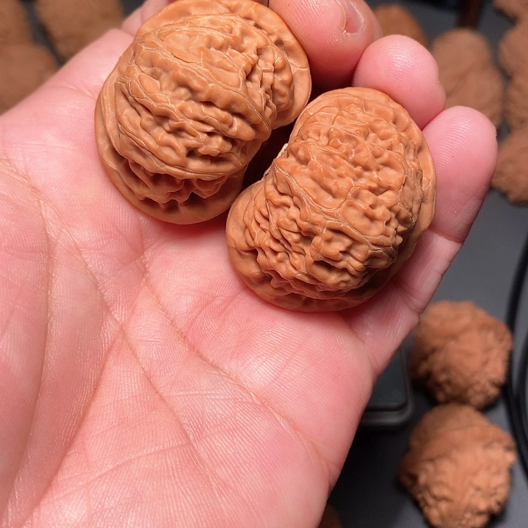 吊坠文玩核桃水***肉42尺，宫灯