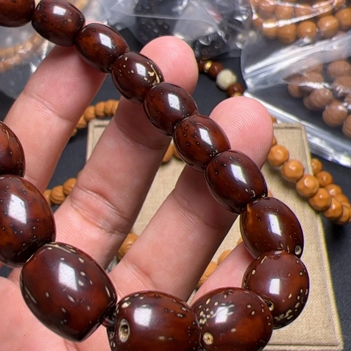 猴头核桃手串橘*卡罗拉