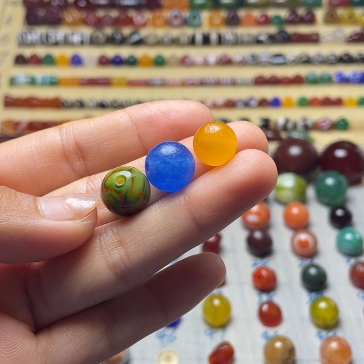 玛瑙/玉髓玛瑙老珠子未镶嵌