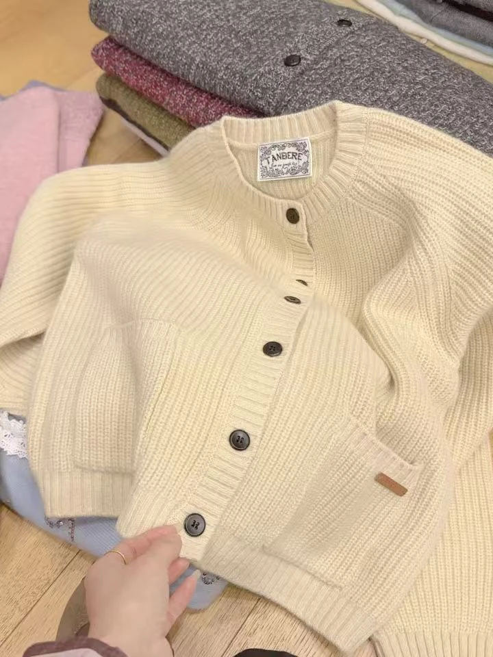 七言家高货   #韩系奶油米插肩袖软糯毛衣开衫003