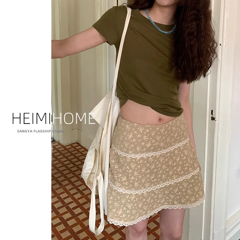 复古碎花半身裙2025夏季新款高腰时尚洋气蕾丝拼接小众a字短裙子
