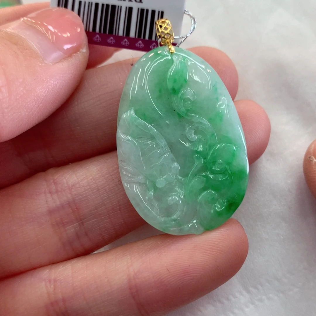 翡翠吊坠(不含链)18K金镶嵌