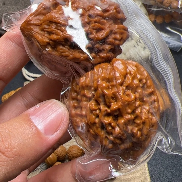猴头核桃手串啦啦啦