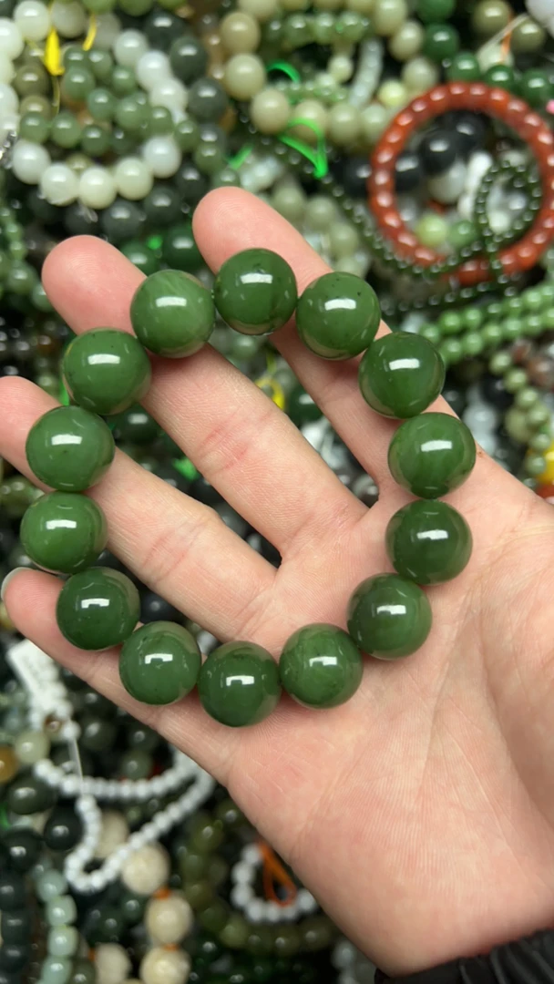 和田玉未镶嵌时尚