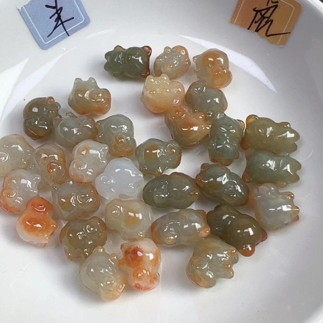 翡翠散珠翡翠生肖羊，老虎一个可挑