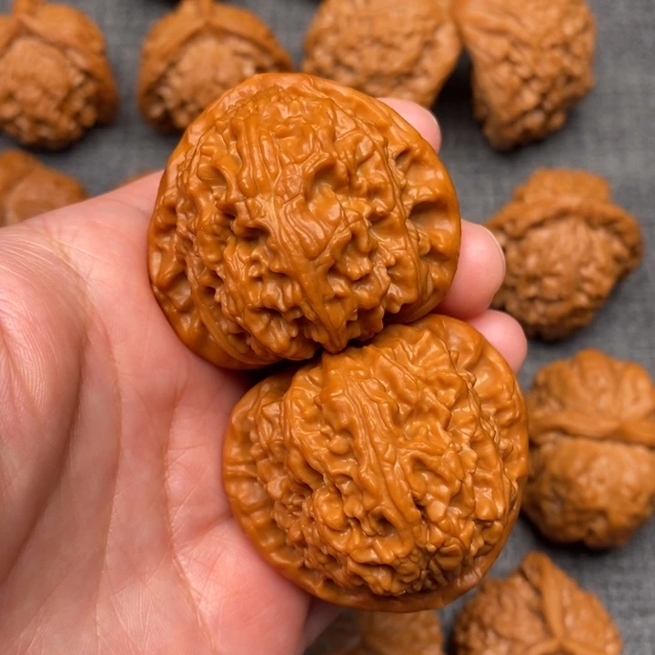 吊坠文玩核桃尺寸43三角白