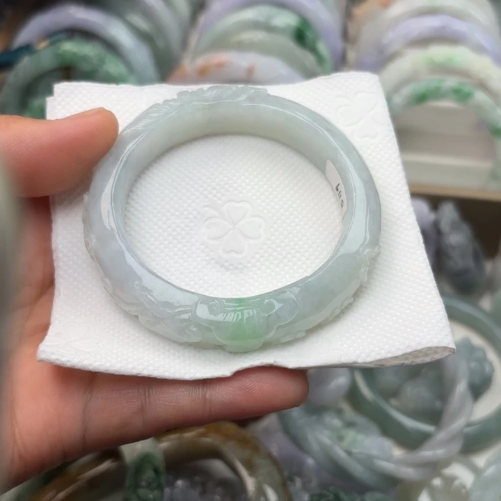 翡翠未镶嵌手镯50.8圈202