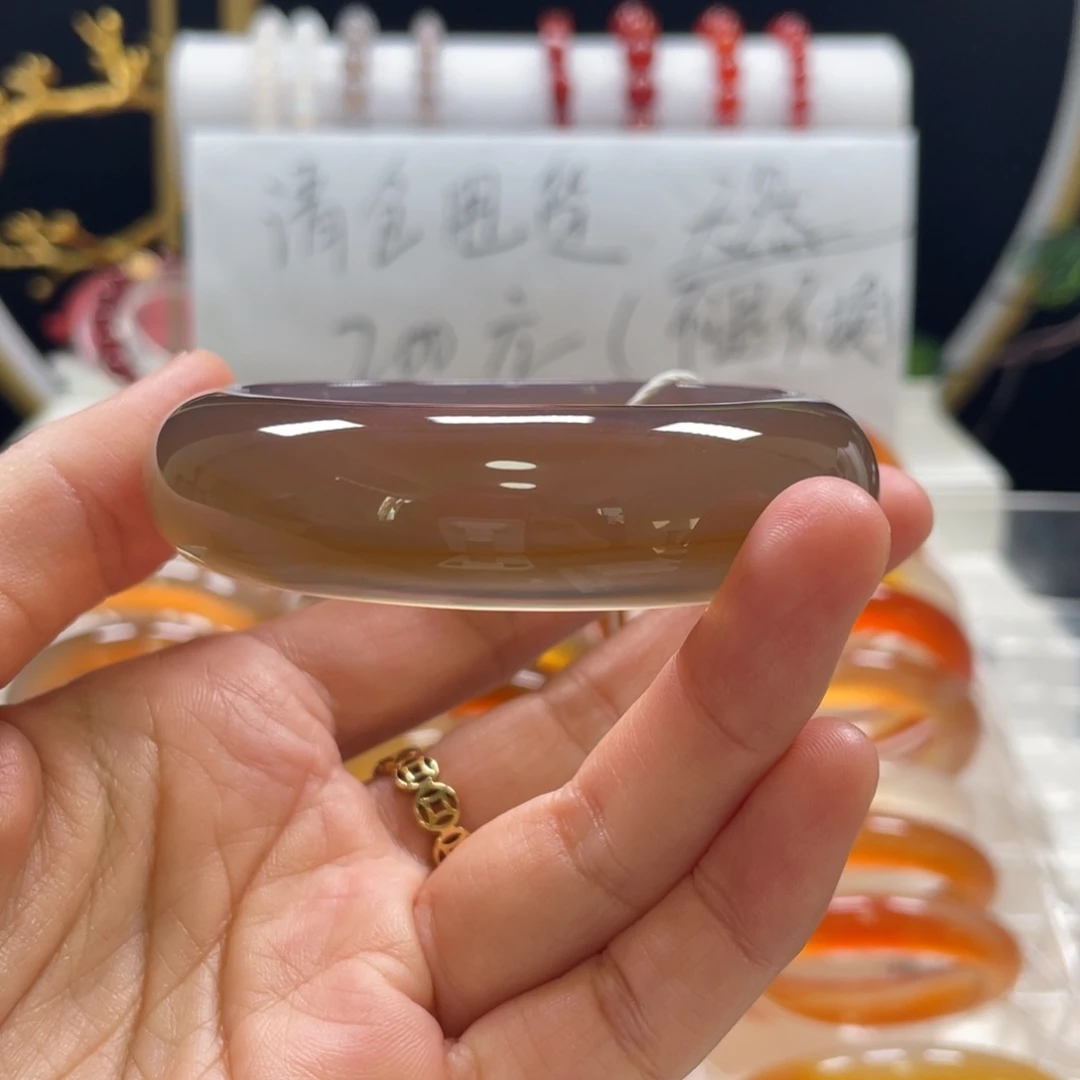 玛瑙/玉髓手镯未镶嵌?*尼