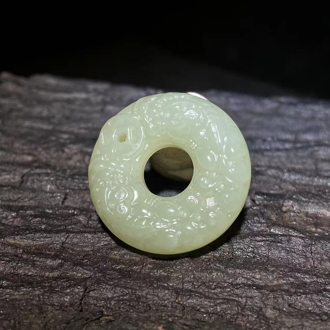 A2510120新疆和田玉貔貅平安扣吊坠