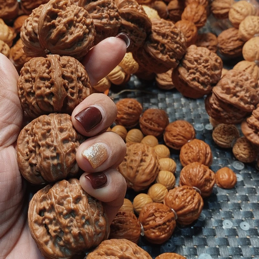 【闪购商品】文玩核桃吊坠G**い白狮子