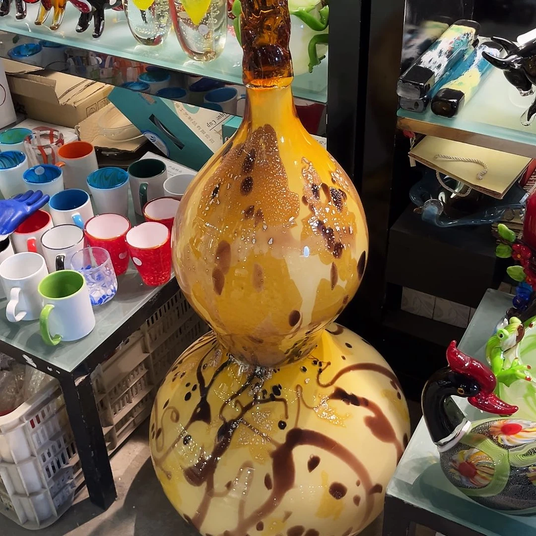 茶盏M****林琉璃的故事也很美的