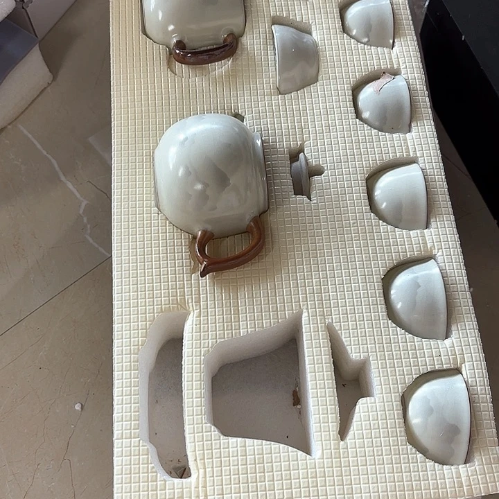 孤品茶具套装等。