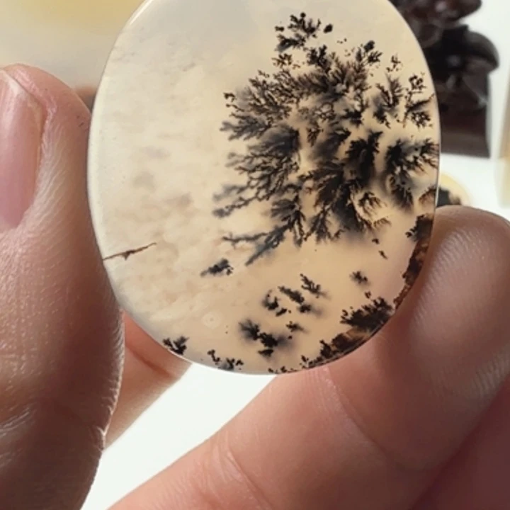 玛瑙/玉髓未镶嵌珠宝半成品