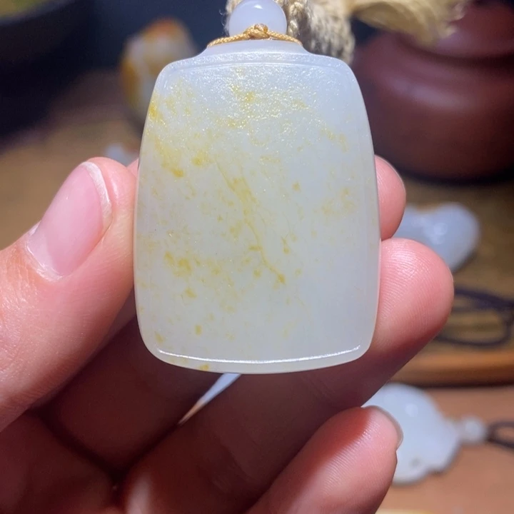 和田玉未镶嵌吊坠(不含链)