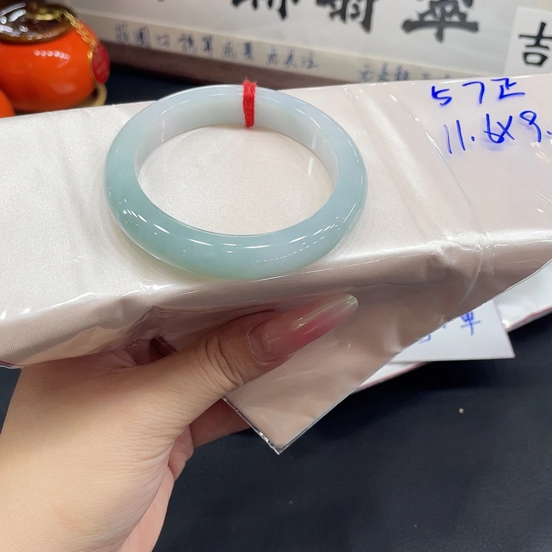 翡翠未镶嵌手镯天然缅甸Ａ货翡翠手镯7