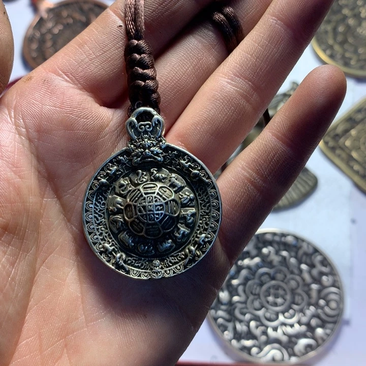 琉璃颈饰龙喜欢的朋友