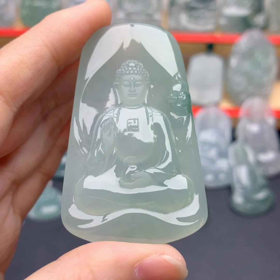 翡翠未镶嵌颈饰阿弥陀佛