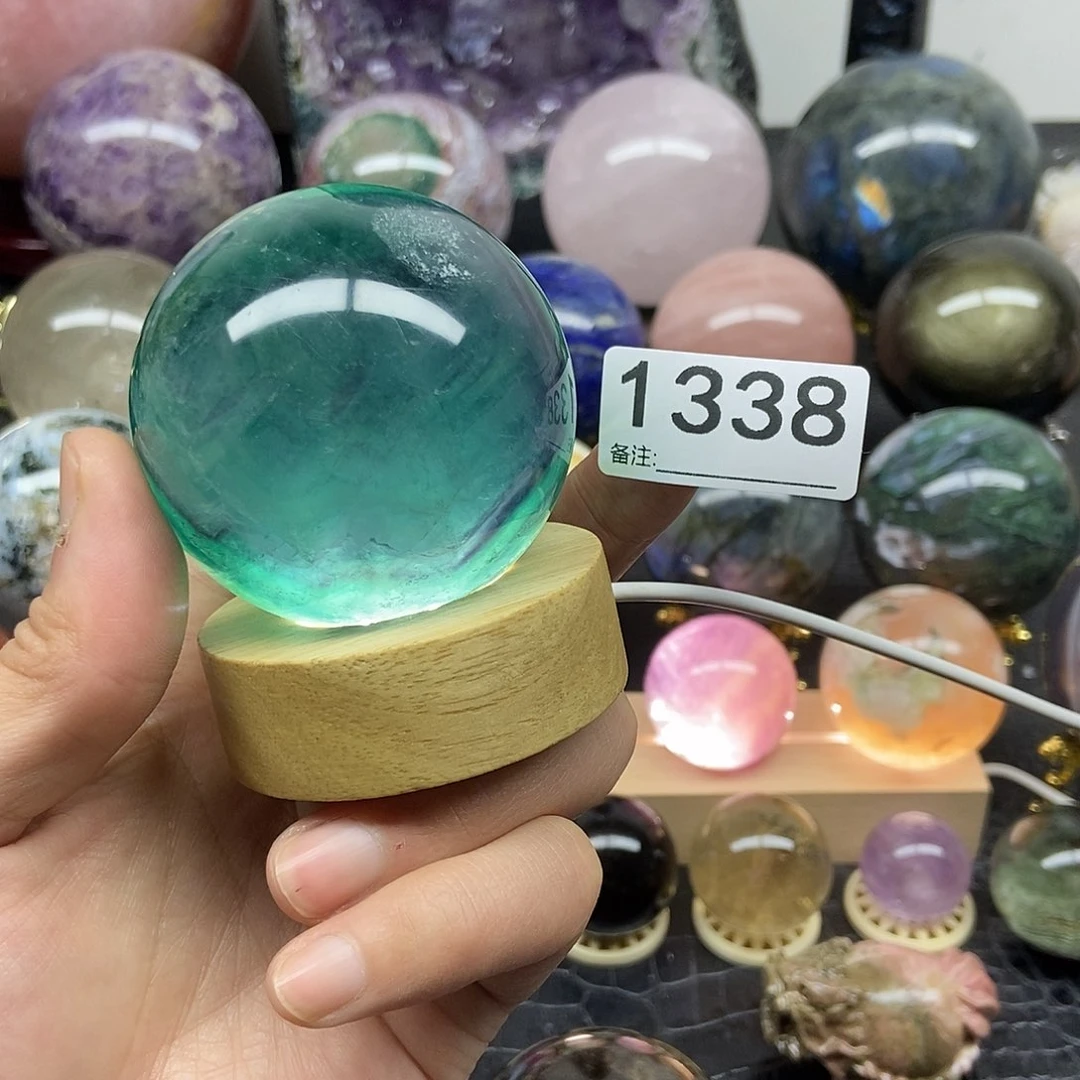 水晶摆件未镶嵌?****魚摆件