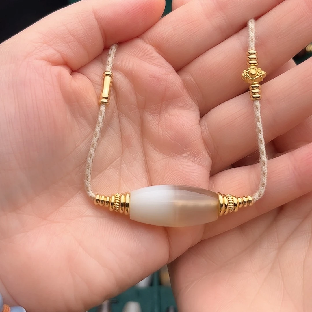 未镶嵌玛瑙/玉髓珠宝半成品?****倉