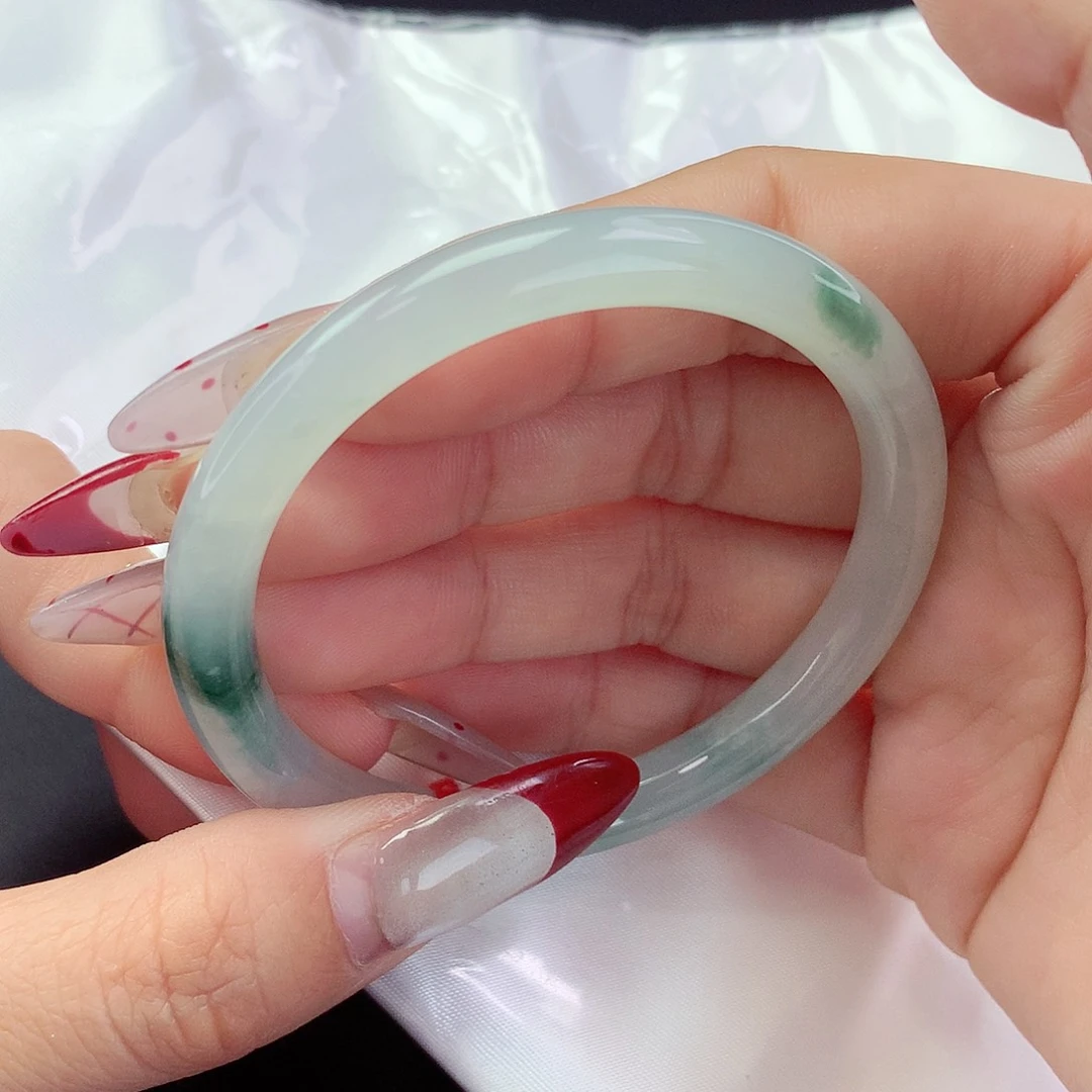 【闪购商品】翡翠手镯未镶嵌a 121502