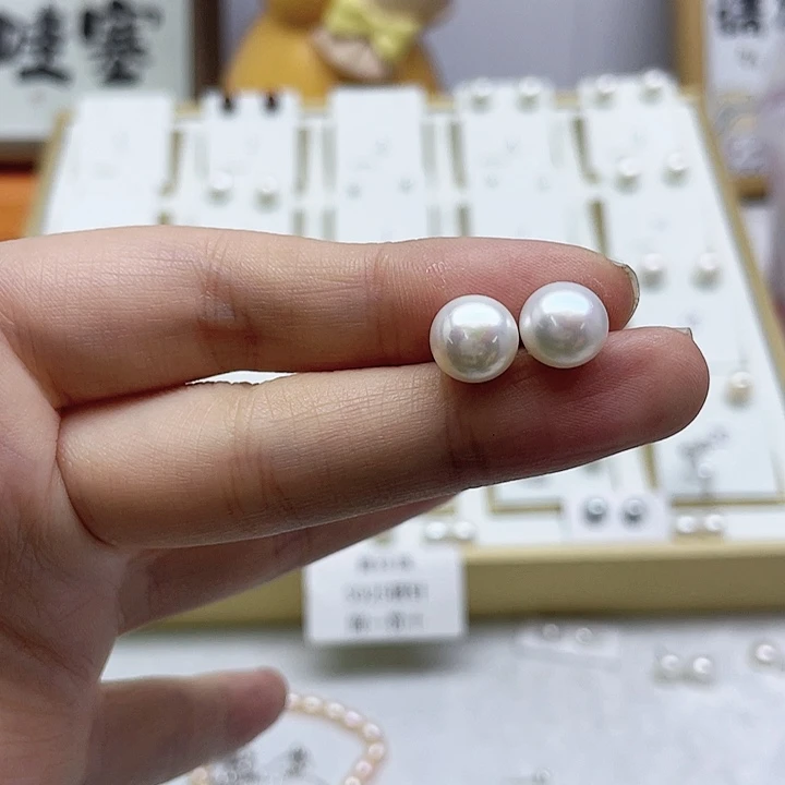 淡水珍珠耳饰银S925镶嵌木**?