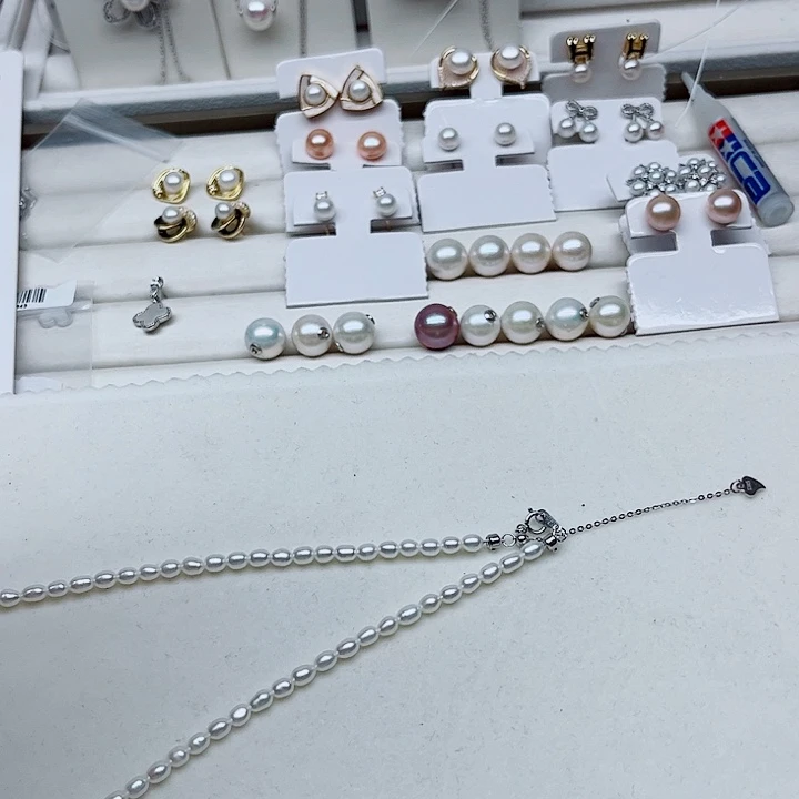 未镶嵌淡水珍珠耳饰