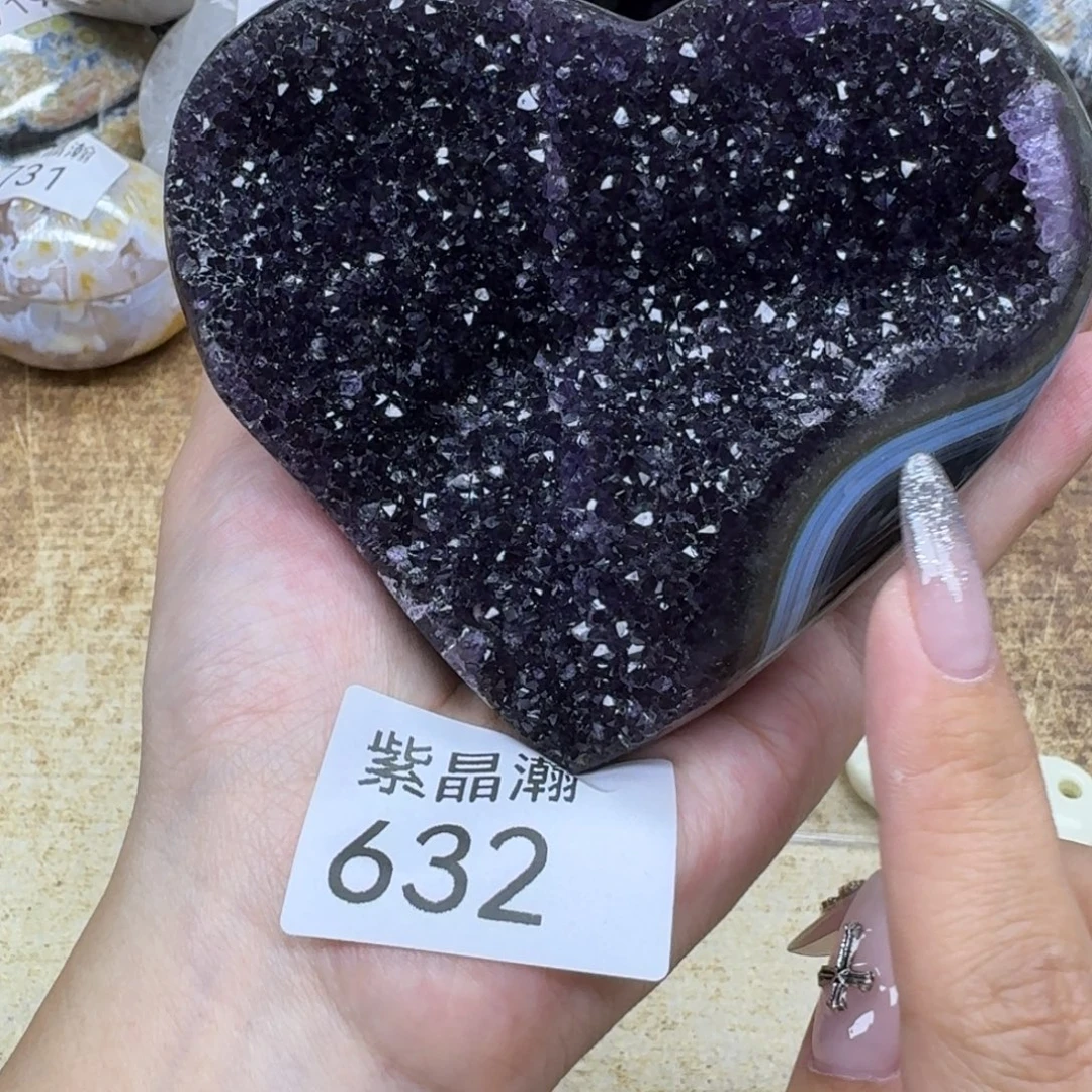 未镶嵌大型摆件（非配饰）水晶