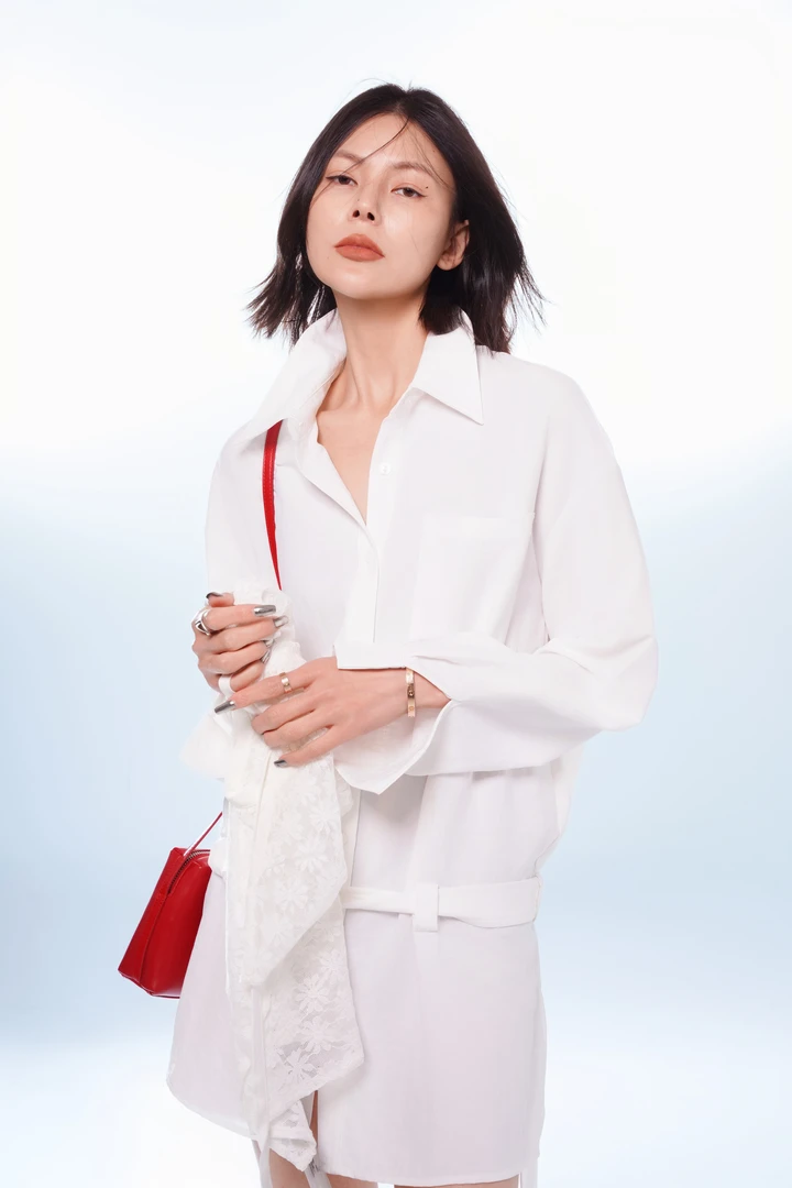 Aboutus【秋季新品】白色小众中长款衬衣简约百搭慵懒风长袖衬衣裙