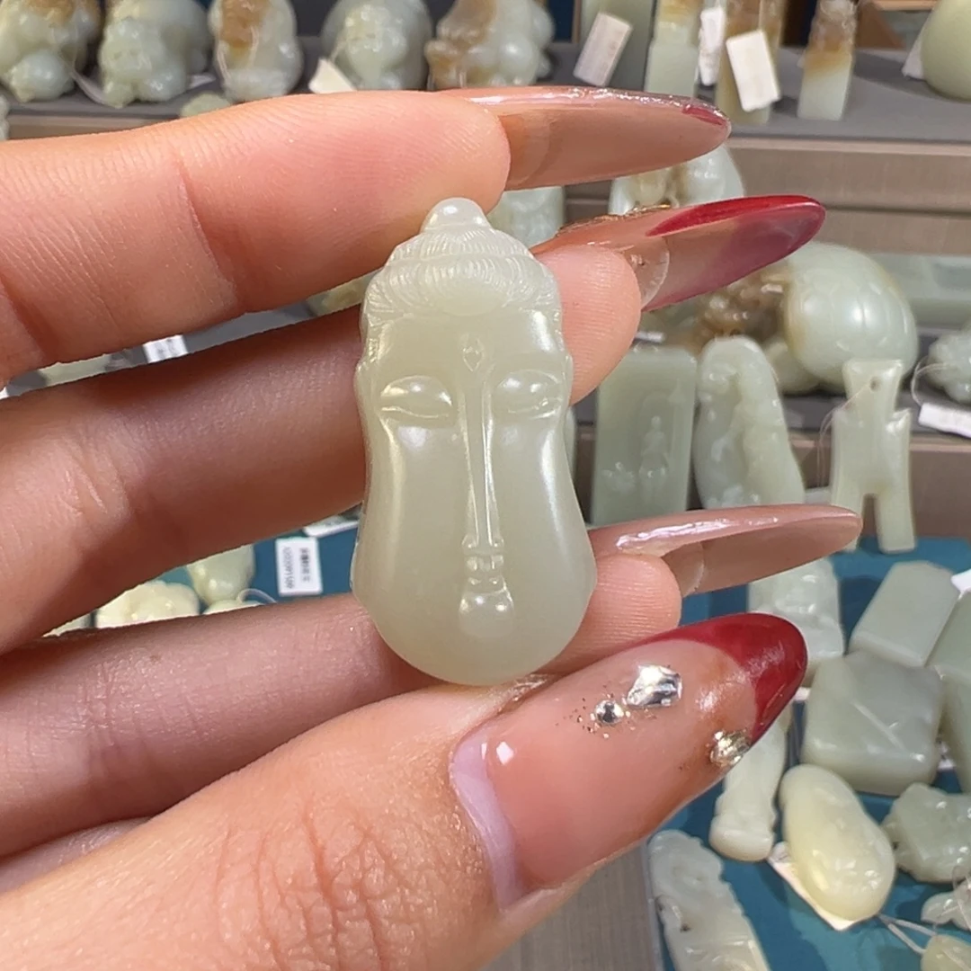 和田玉（糖玉）未镶嵌颈饰