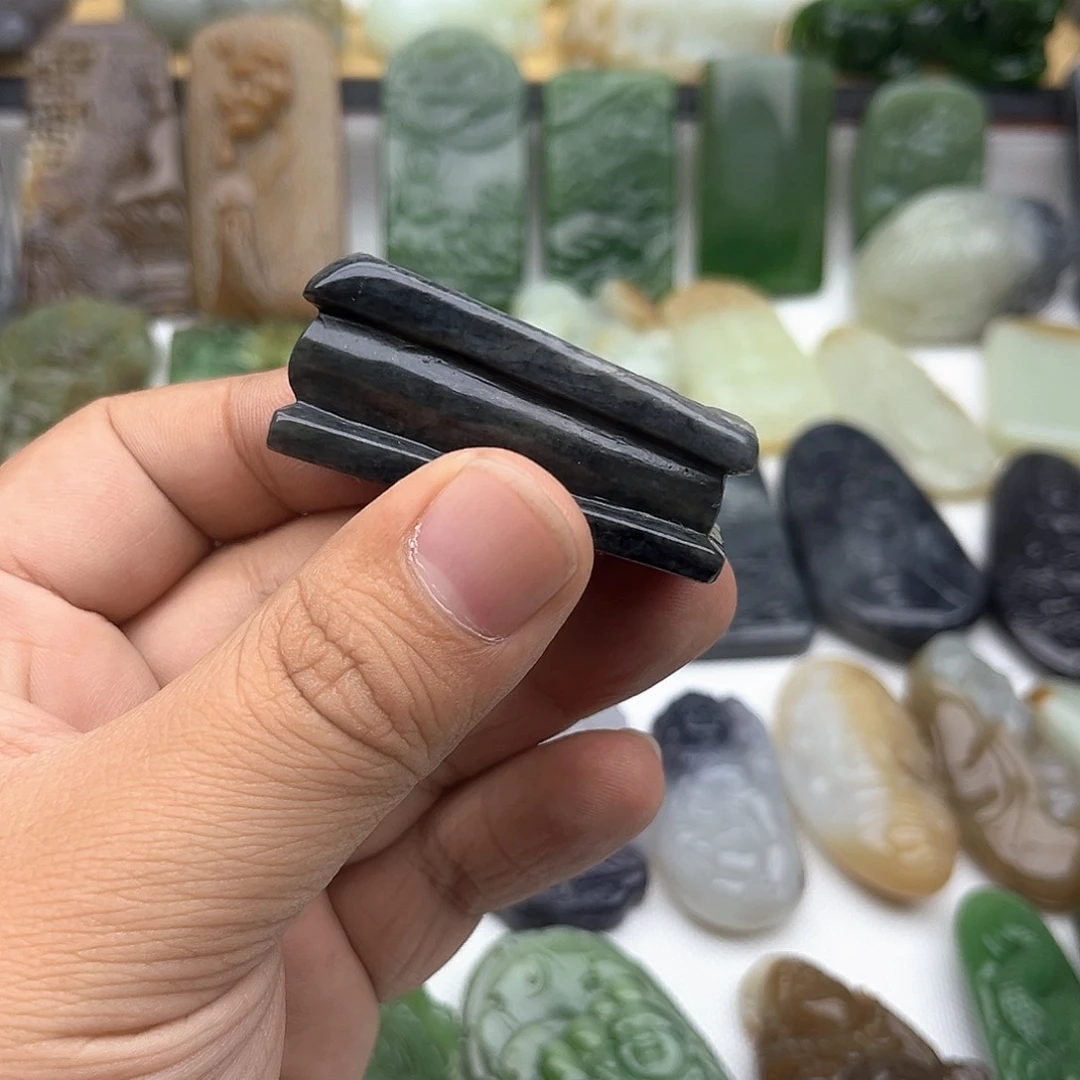 和田玉挂件未镶嵌