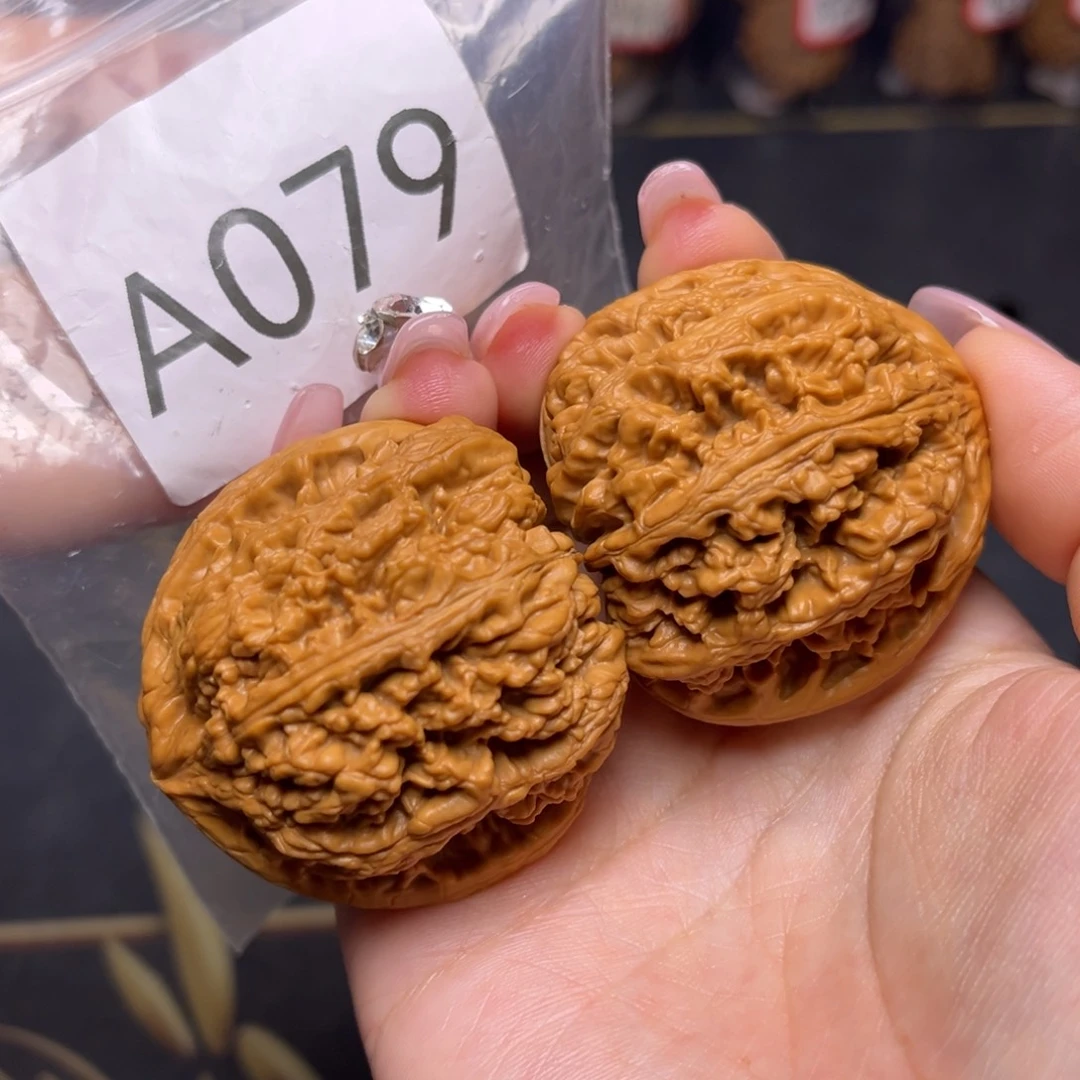 文玩核桃吊坠大粗筋47