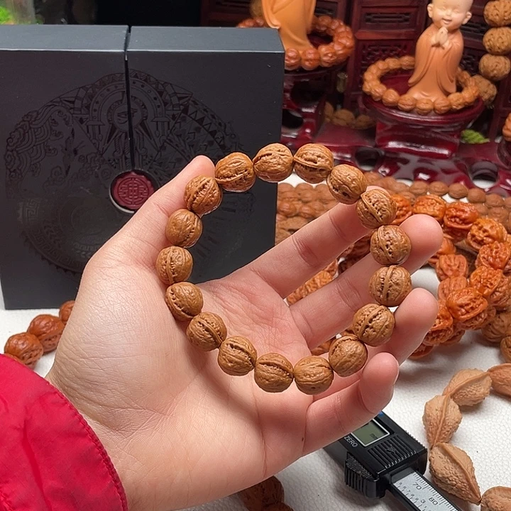 桃核手串小光头一道筋